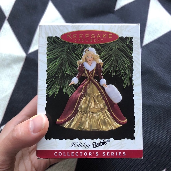 Hallmark Holiday Barbie Ornament 1996 - Picture 2 of 6